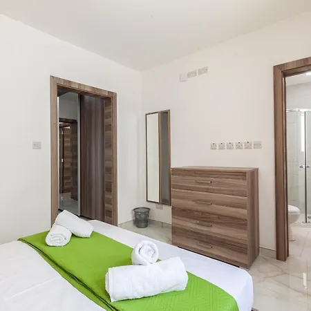 Apartment Amazing Penthouse With Breathtaking Views By 360 Estates *